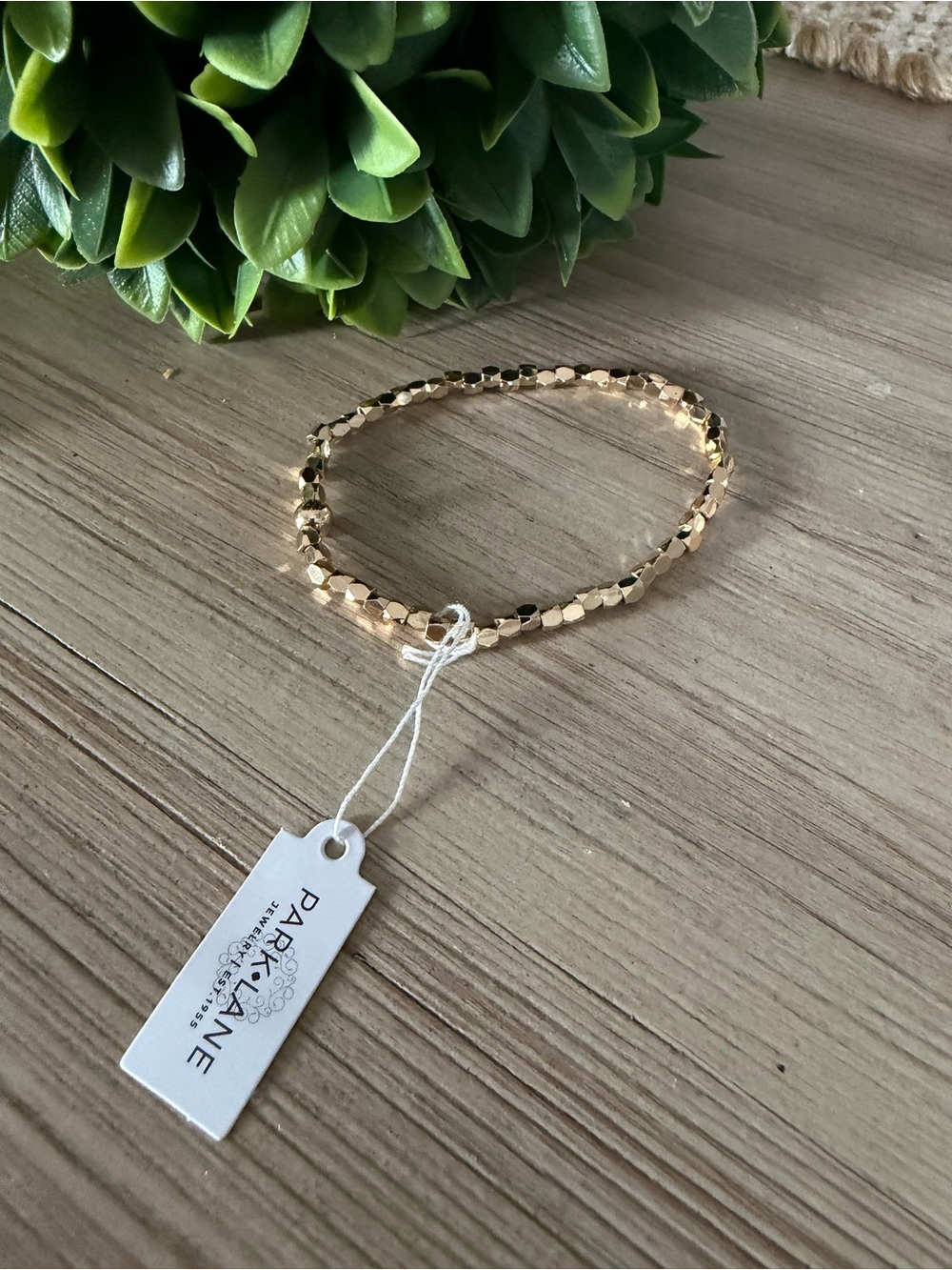 Park Lane Shiny Gold Faceted Bead Stretch Bracelet